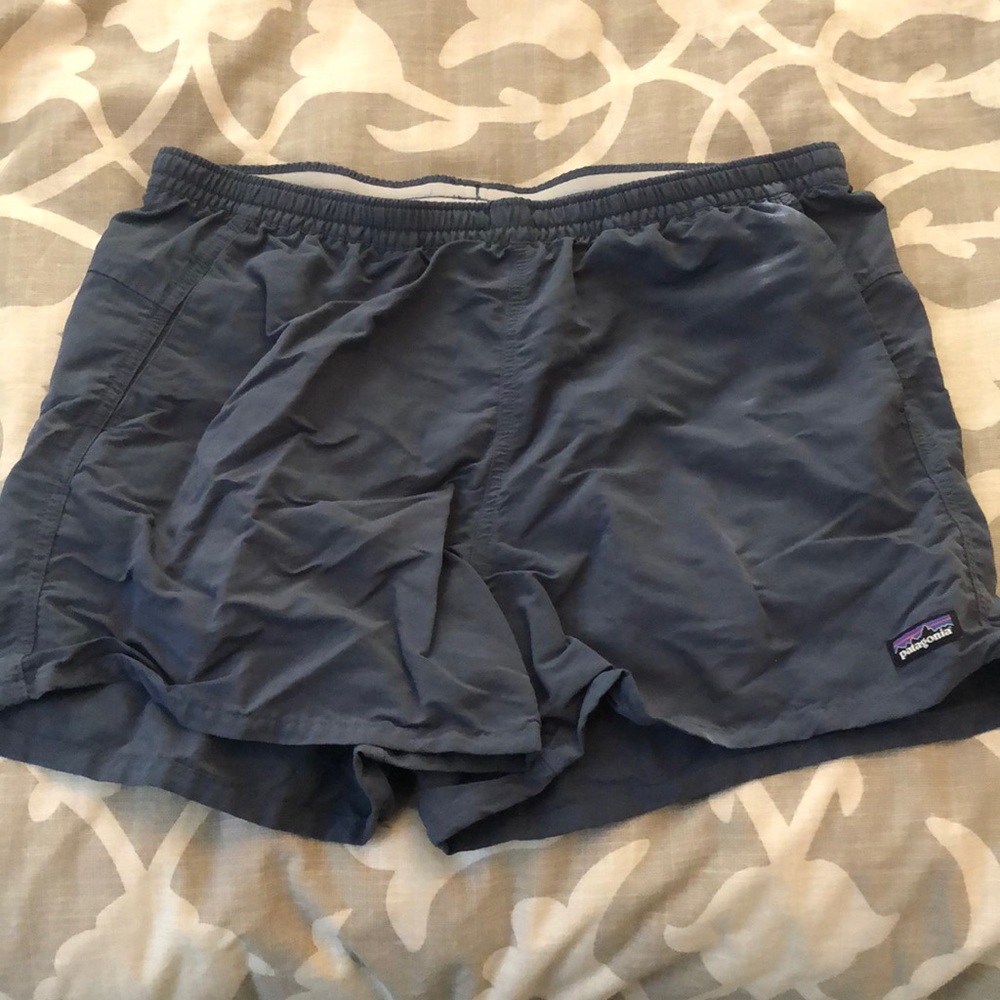 Patagonia baggies 5”